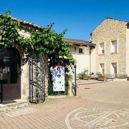 Appartement Neuf Avec Spa Saint-Martin-d'Ardeche Luaran gambar